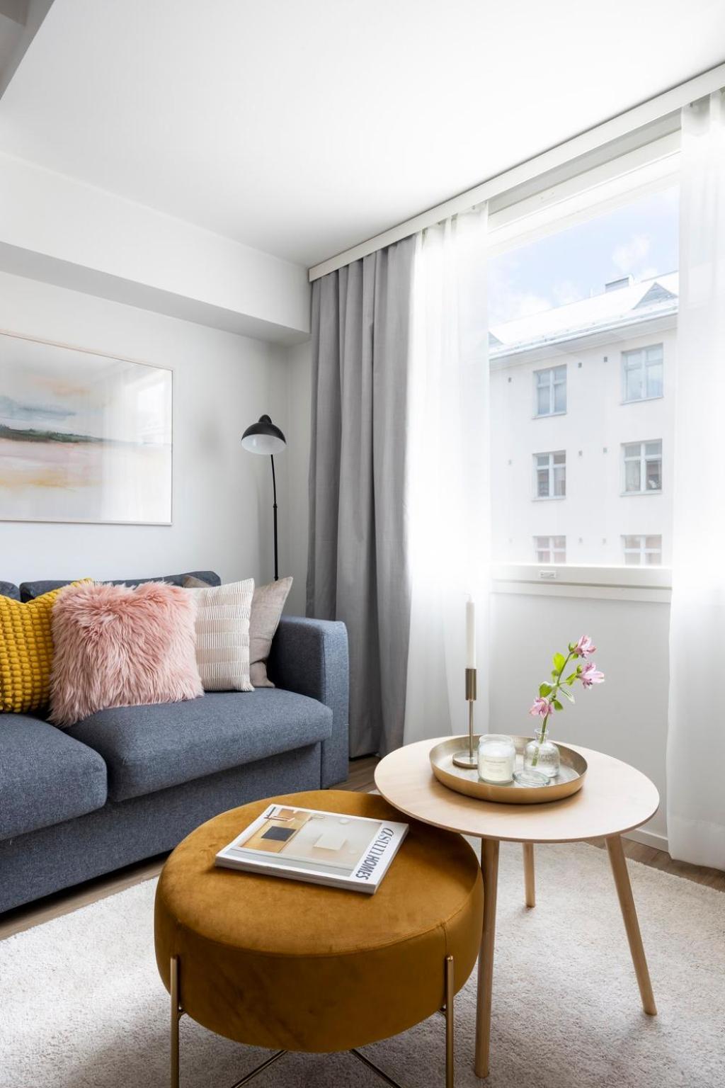 Stylish Flat In Trendy Kallio Helsinki Bagian luar foto